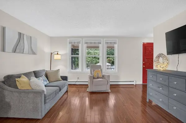 23 Hazel St, Methuen, MA 01844