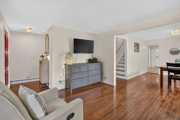 23 Hazel St, Methuen, MA 01844