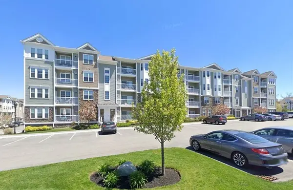 1 Francis Dr #405, Andover, MA 01810