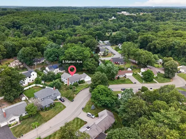 8 Marion Ave, Andover, MA 01810