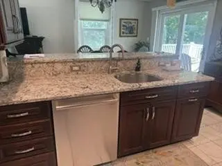 345 Raleigh Tavern Ln, North Andover, MA 01845