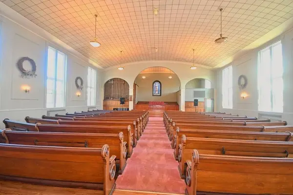 326 Main St, Wakefield, MA 01880