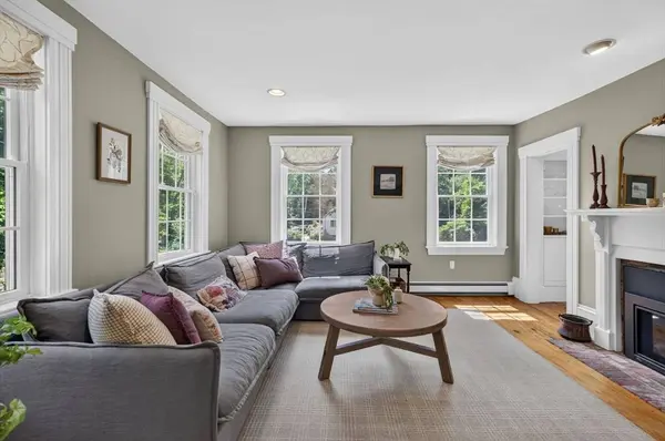 18 Mill St, North Reading, MA 01864