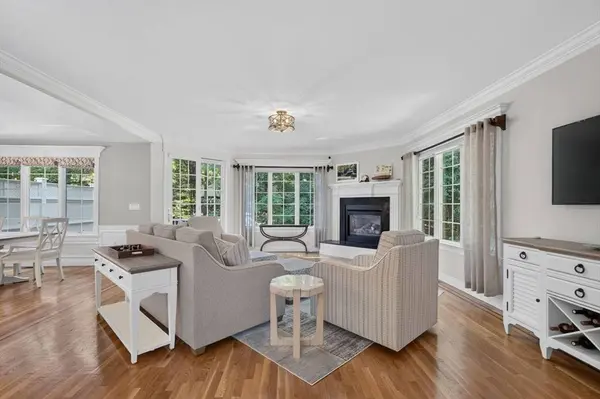 32 Bobby Jones Dr #32, Andover, MA 01810