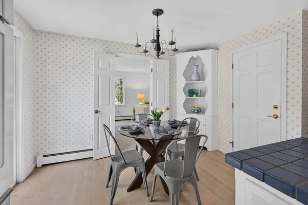 36 Woodland Rd, Andover, MA 01810