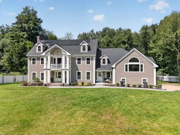 4 Fairway Dr