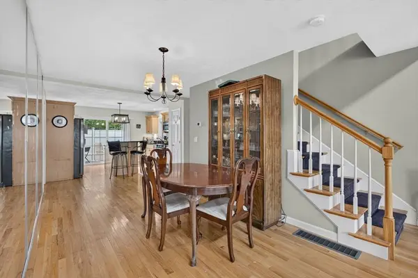 1 Tanglewood Park Dr #1, Haverhill, MA 01830