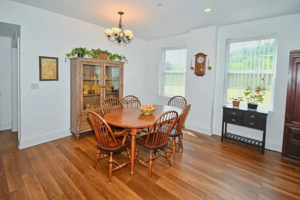 1 Powder Mill Square #107, Andover, MA 01810