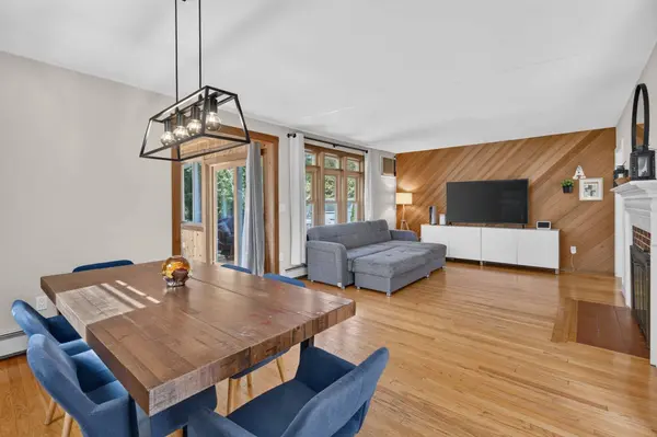 213 Salem St, Andover, MA 01810