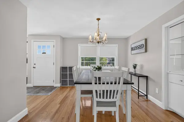 11 Powder Hill Rd, Methuen, MA 01844
