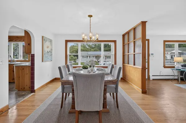 36 Mckenney Cir, Andover, MA 01810