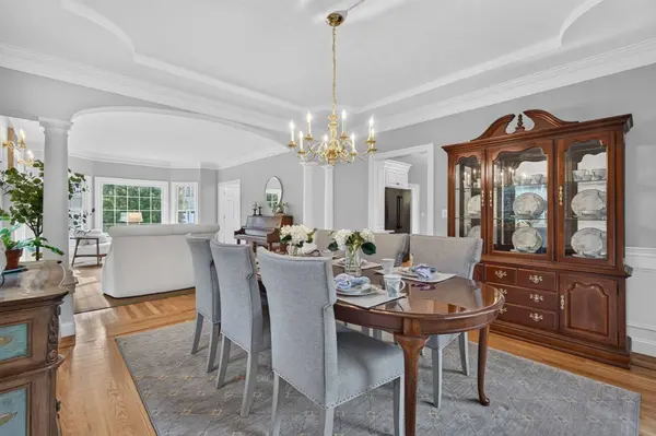 25 Thistle Rd, North Andover, MA 01845