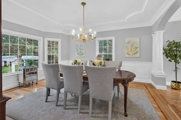 25 Thistle Rd, North Andover, MA 01845