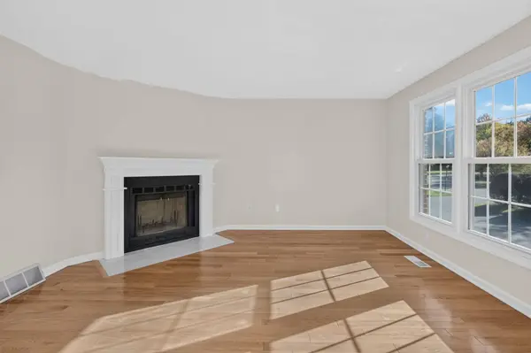 98 Heritage Drive #98, Tewksbury, MA 01876