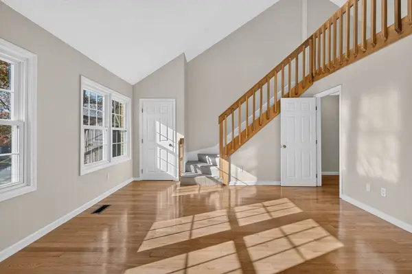 98 Heritage Drive #98, Tewksbury, MA 01876