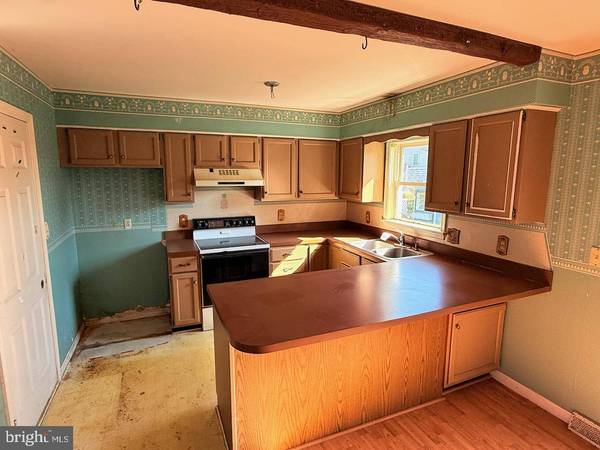 220 SYCAMORE LN, New Holland, PA 17557