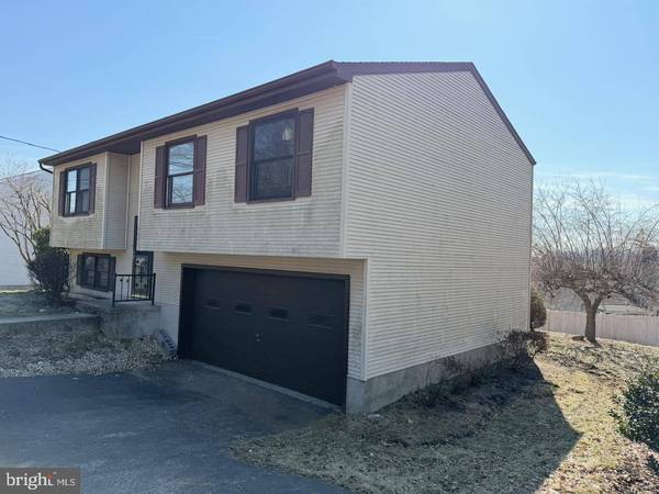 3804 SAINT LAWRENCE AVE, Reading, PA 19606