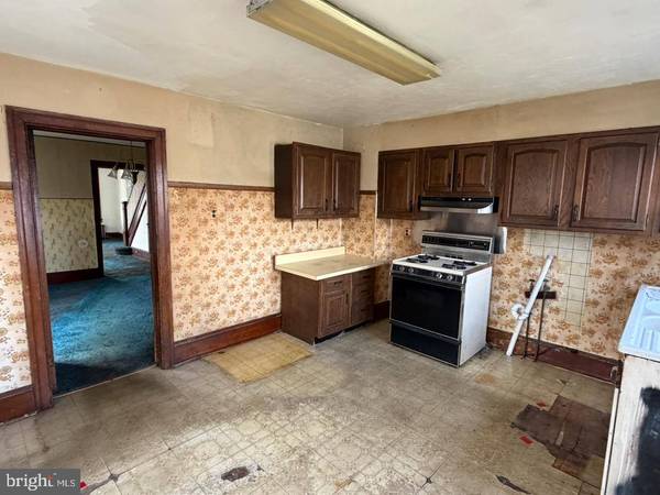 131 BRADFORD AVE, Downingtown, PA 19335