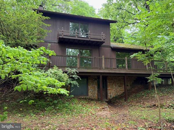 10 RYANFORD RD, Schwenksville, PA 19473