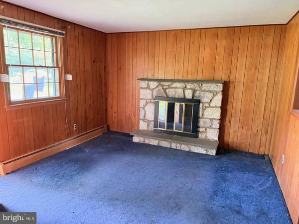 1283 COUNTRY LN, West Chester, PA 19380