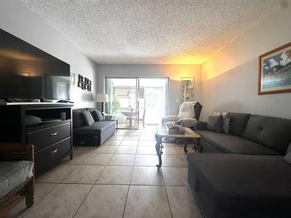 2779 E Emory DR A, West Palm Beach, FL 33415