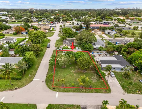 1858 Muskogee RD, Palm Springs, FL 33406