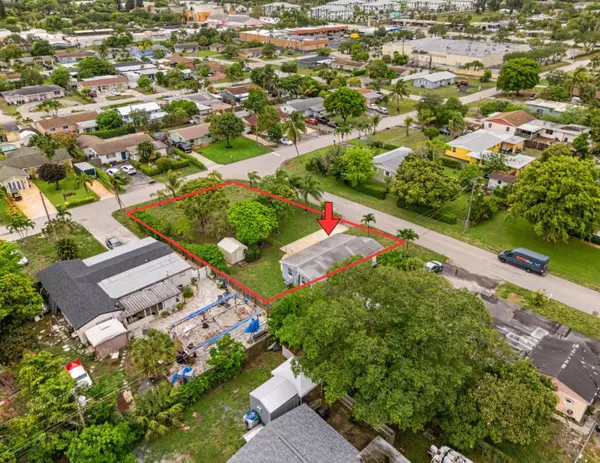 1858 Muskogee RD, Palm Springs, FL 33406