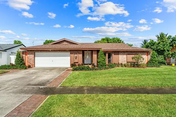 1384 E Scottsdale RD, West Palm Beach, FL 33417