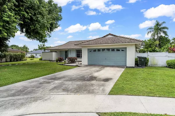 2821 Belmore CT, Wellington, FL 33414