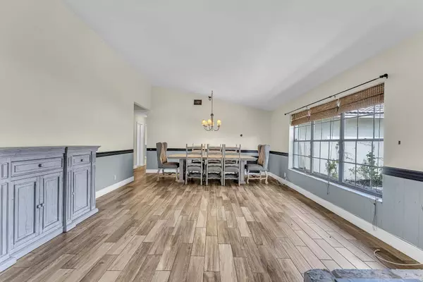 2821 Belmore CT, Wellington, FL 33414