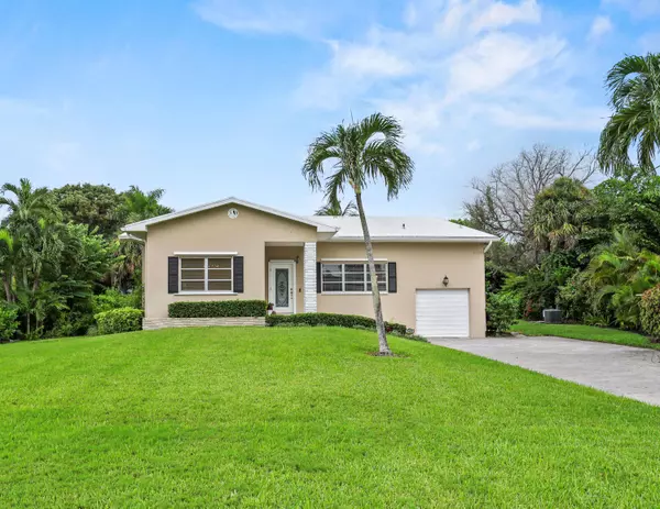 7437 Venetian WAY, Lake Clarke Shores, FL 33406