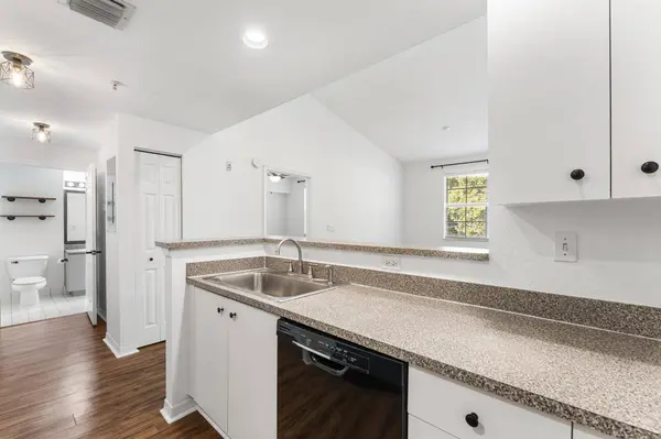 1805 N Flagler DR 311, West Palm Beach, FL 33407