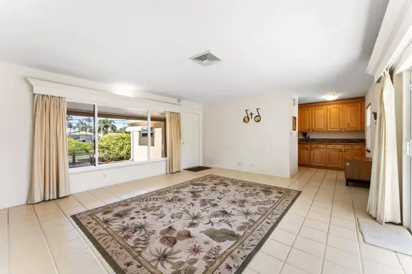 1812 High Ridge RD, Lake Worth, FL 33461
