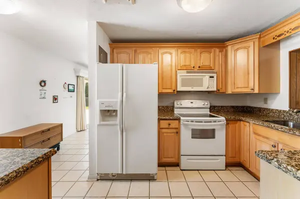 1812 High Ridge RD, Lake Worth, FL 33461