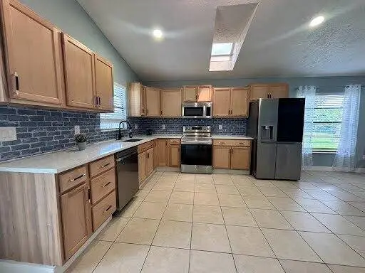1573 SW Dycus AVE, Port St Lucie, FL 34953