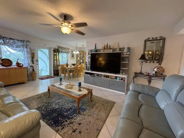 175 Bedford G, West Palm Beach, FL 33417