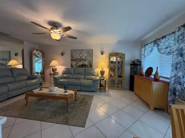 175 Bedford G, West Palm Beach, FL 33417