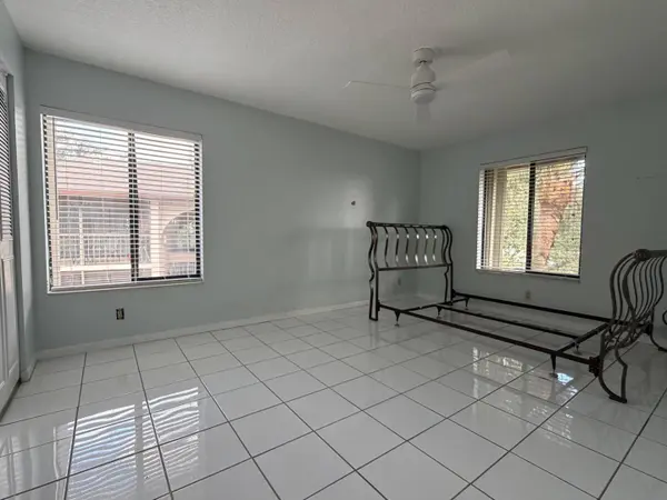 202 Foxtail DR #H3, Greenacres, FL 33415