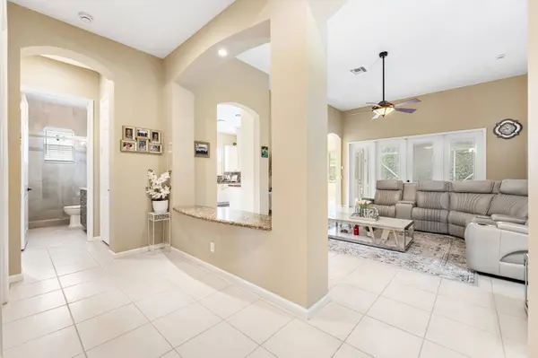 8840 Via Tuscany DR, Boynton Beach, FL 33472