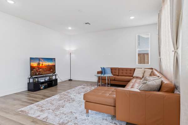 Tracy, CA 95377-7767,3903 Renton Pl