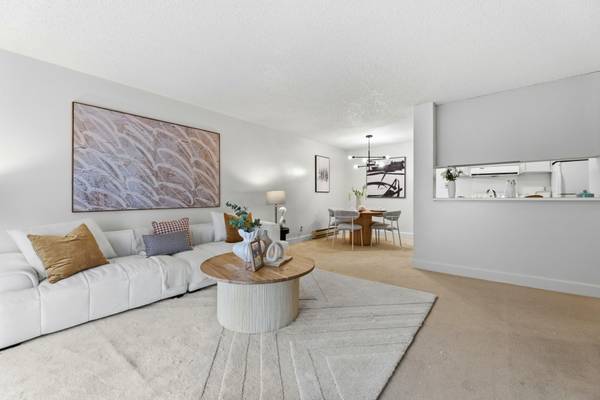 1305 Webster St #202, Alameda, CA 94501-3827