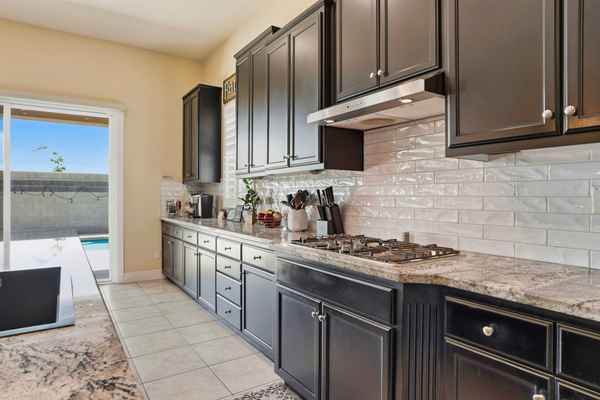 2657 Gantry Dr, Manteca, CA 95337-2097