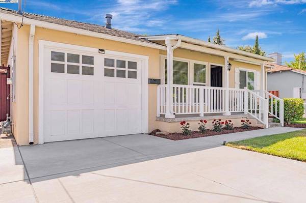 820 9Th Ave, Redwood City, CA 94063