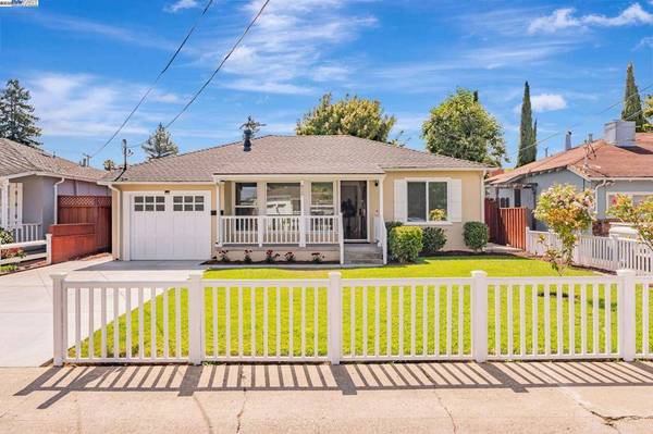 820 9Th Ave, Redwood City, CA 94063