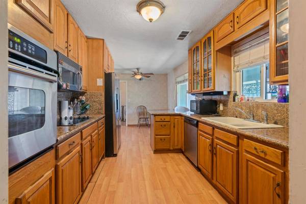 6603 N El Dorado ST, Stockton, CA 95207