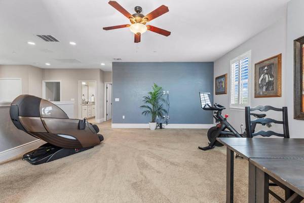 1182 Aartman DR, Ripon, CA 95366