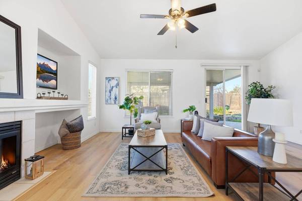 1131 Meadowbrook CT, Manteca, CA 95336