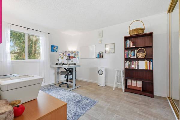 328 Northbank CT #79, Stockton, CA 95207