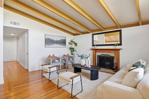 3398 Pepper Tree LN, San Jose, CA 95127