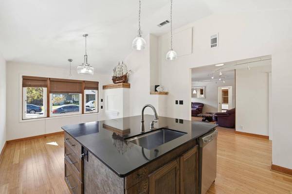 2020 Lake DR, Stockton, CA 95204